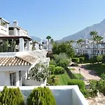 Los Naranjos De Marbella